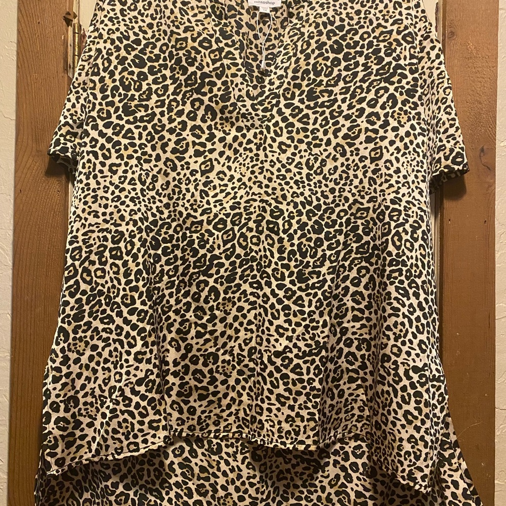 Mittoshop Leopard Print Blouse. Size 1X